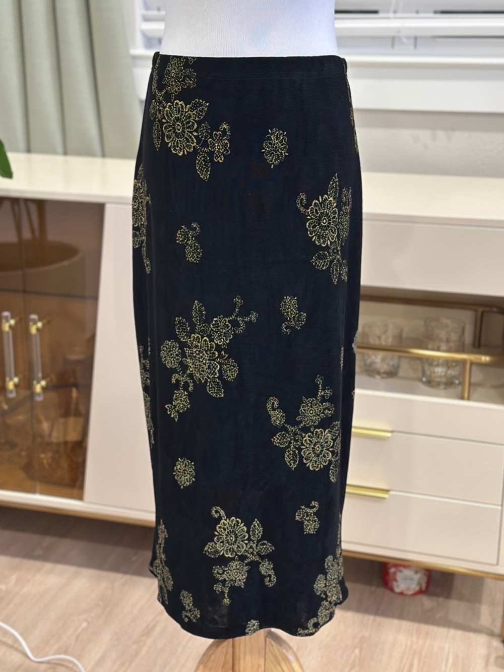 Vintage Black Floral Midi Skirt with Gold Embroidery